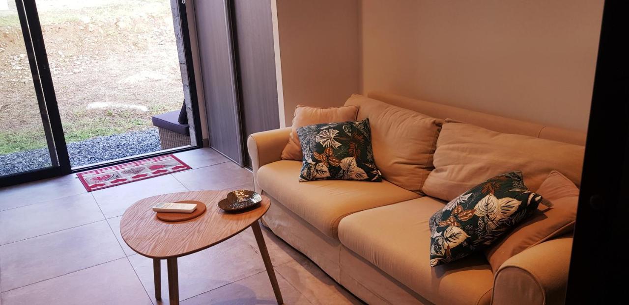 House Apartman Castirla Kültér fotó